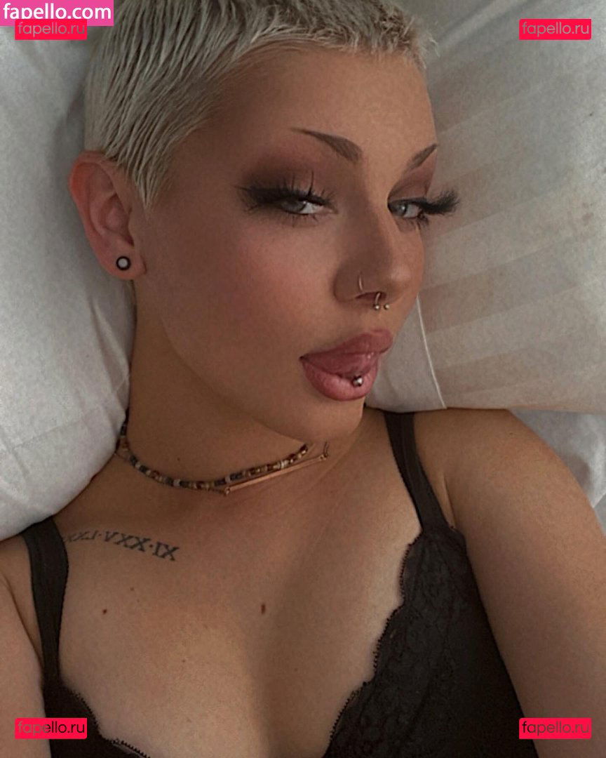 Kirstin Anderson Onlyfans Photo Gallery 