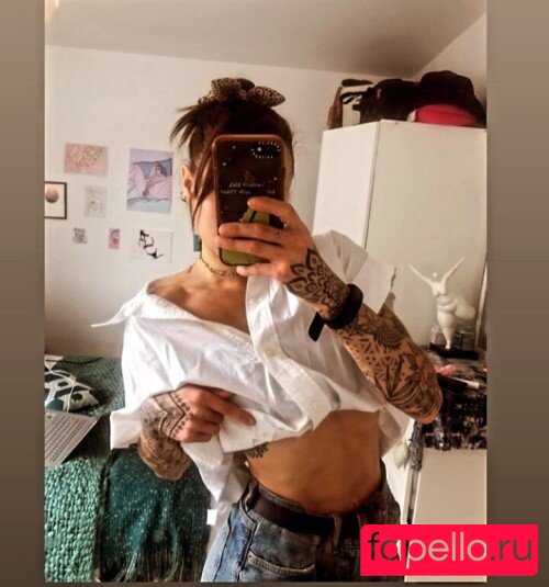 Lois Pacitto Nude Onlyfans Photo 8