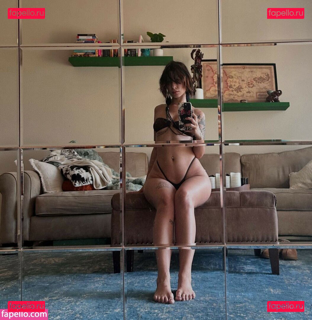 Bente Violet / bentevviolet / justviolet Onlyfans Photo Gallery 