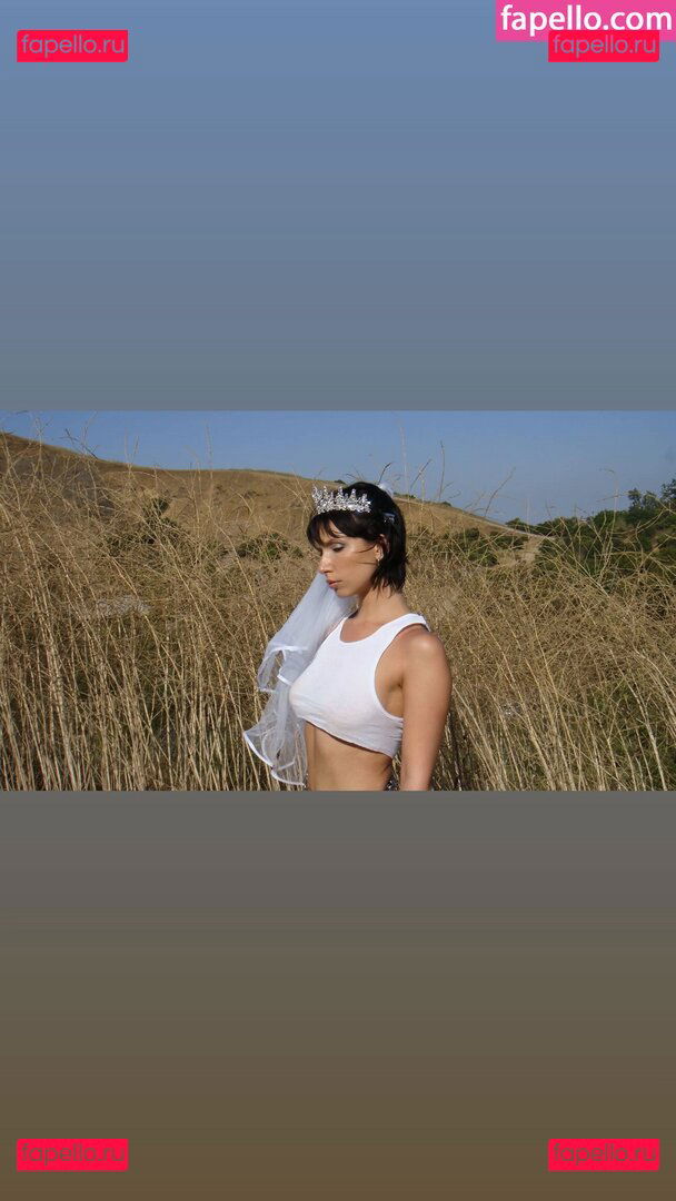 Bente Violet / bentevviolet / justviolet Onlyfans Photo Gallery 