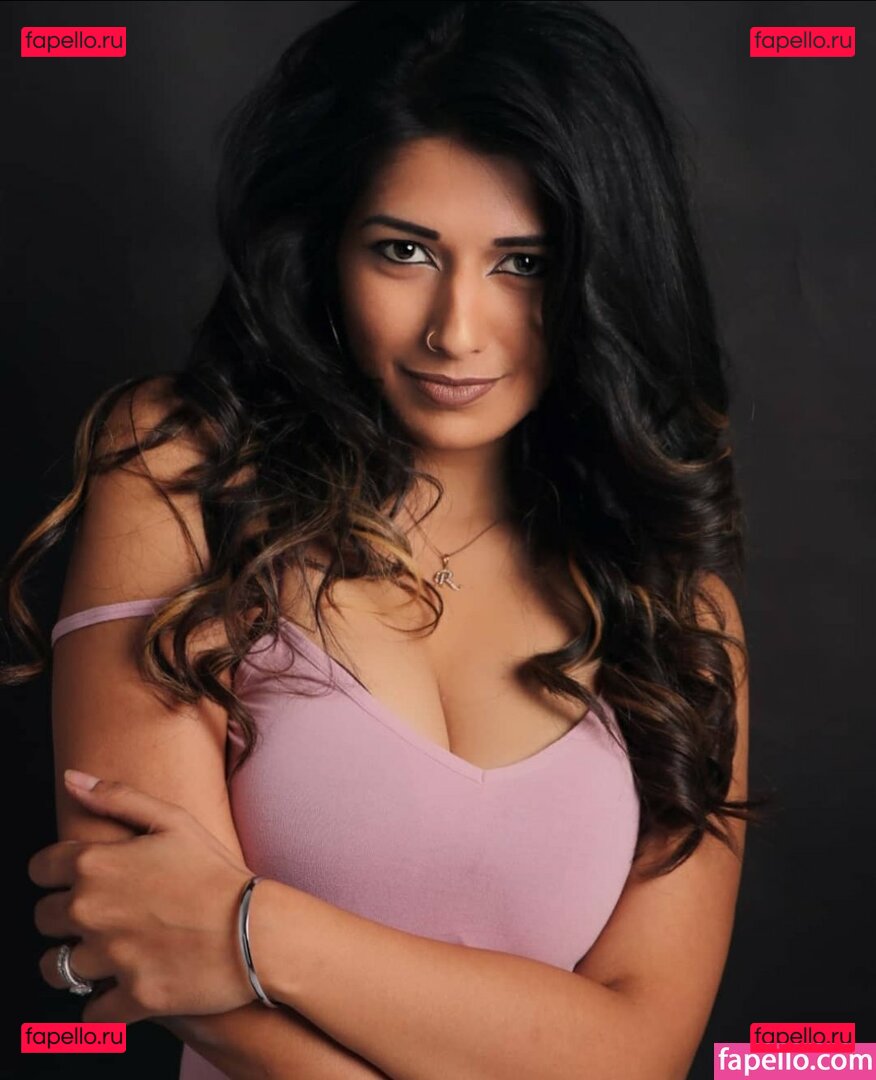 Rasha Kirmani Nude Onlyfans Photo 11