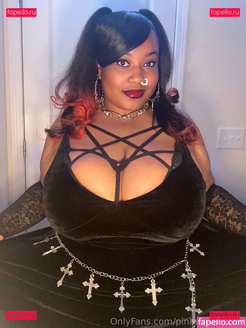 pinkvelvet / pinkvelvet1122 Onlyfans Photo Gallery 