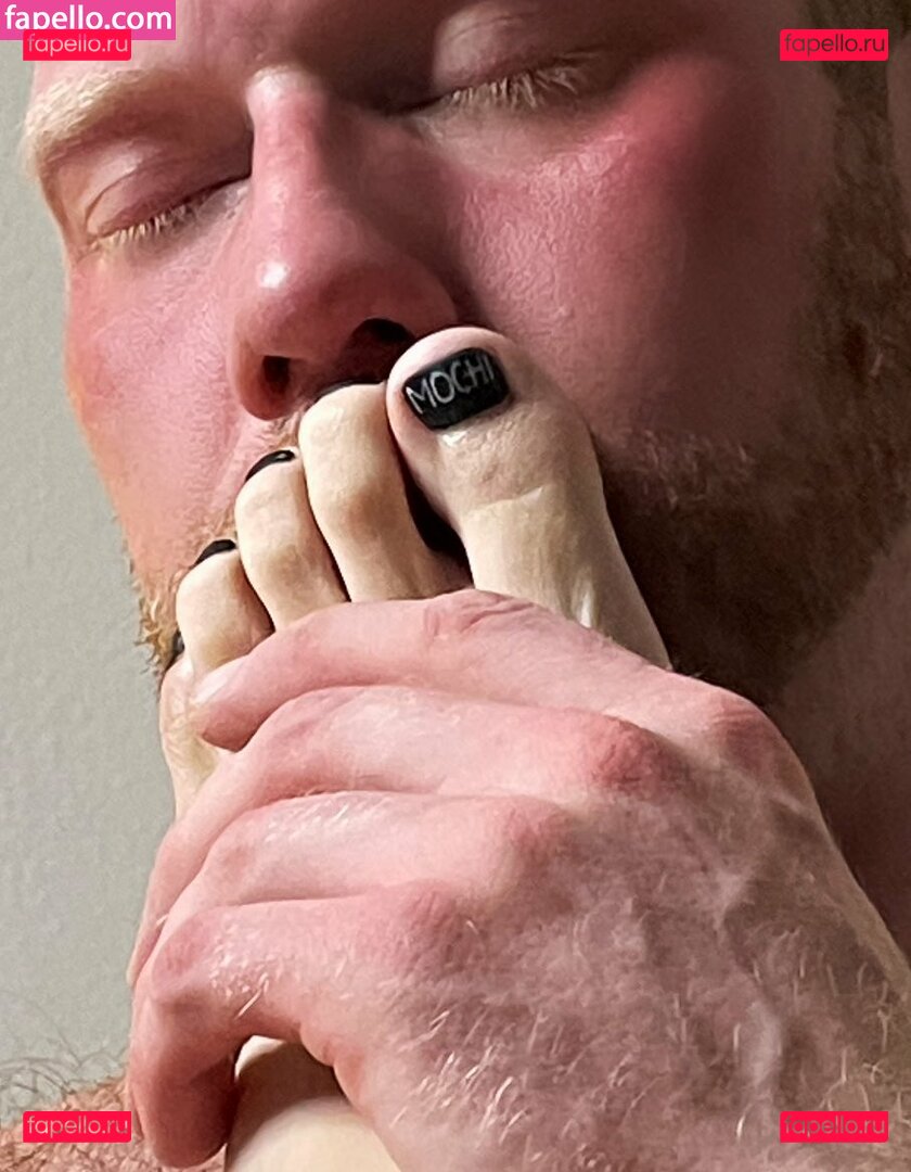 Niohuru X / mochimochinyc / mochimochisosweet / niohurunyc / vampirechinese Onlyfans Photo Gallery 