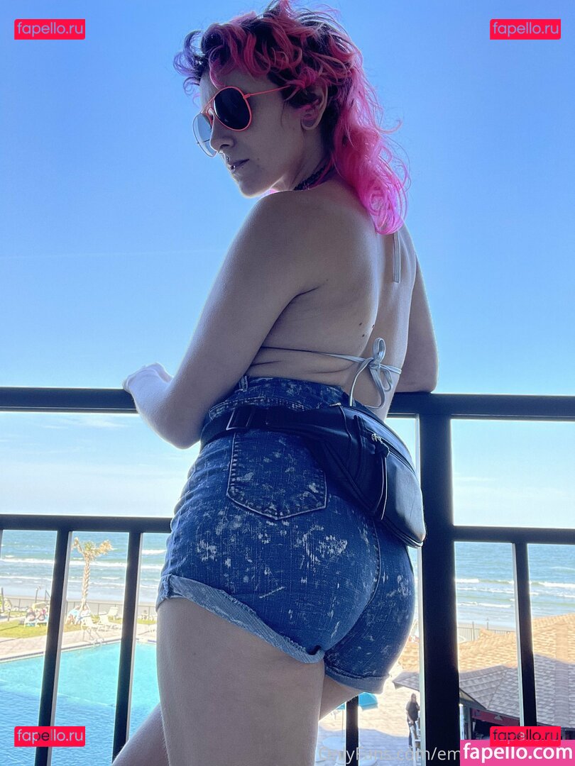 emeryfennec Nude Onlyfans Photo 17