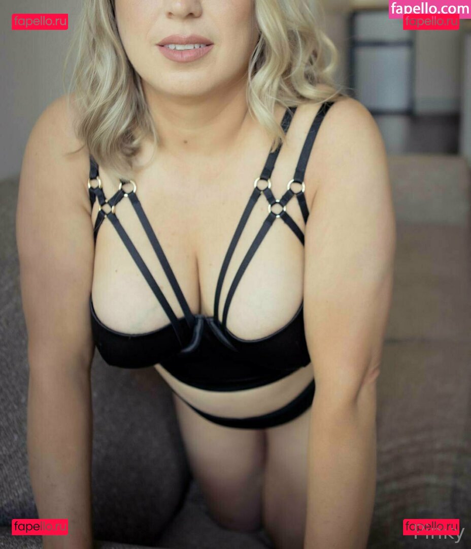 itspinkysworld / pinkyssworld Onlyfans Photo Gallery 