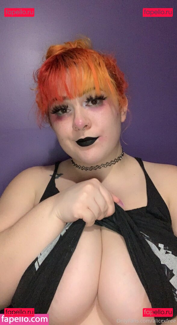 alicexfree / alxcext Onlyfans Photo Gallery 