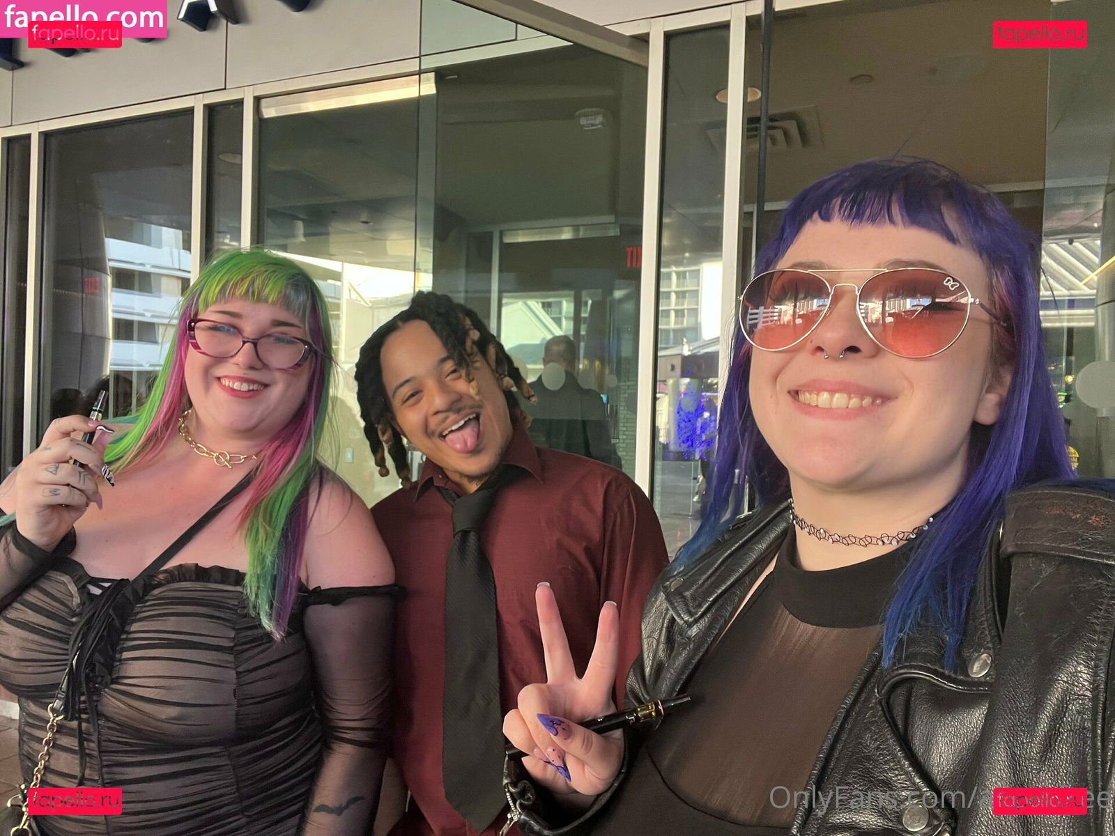 alicexfree / alxcext Onlyfans Photo Gallery 