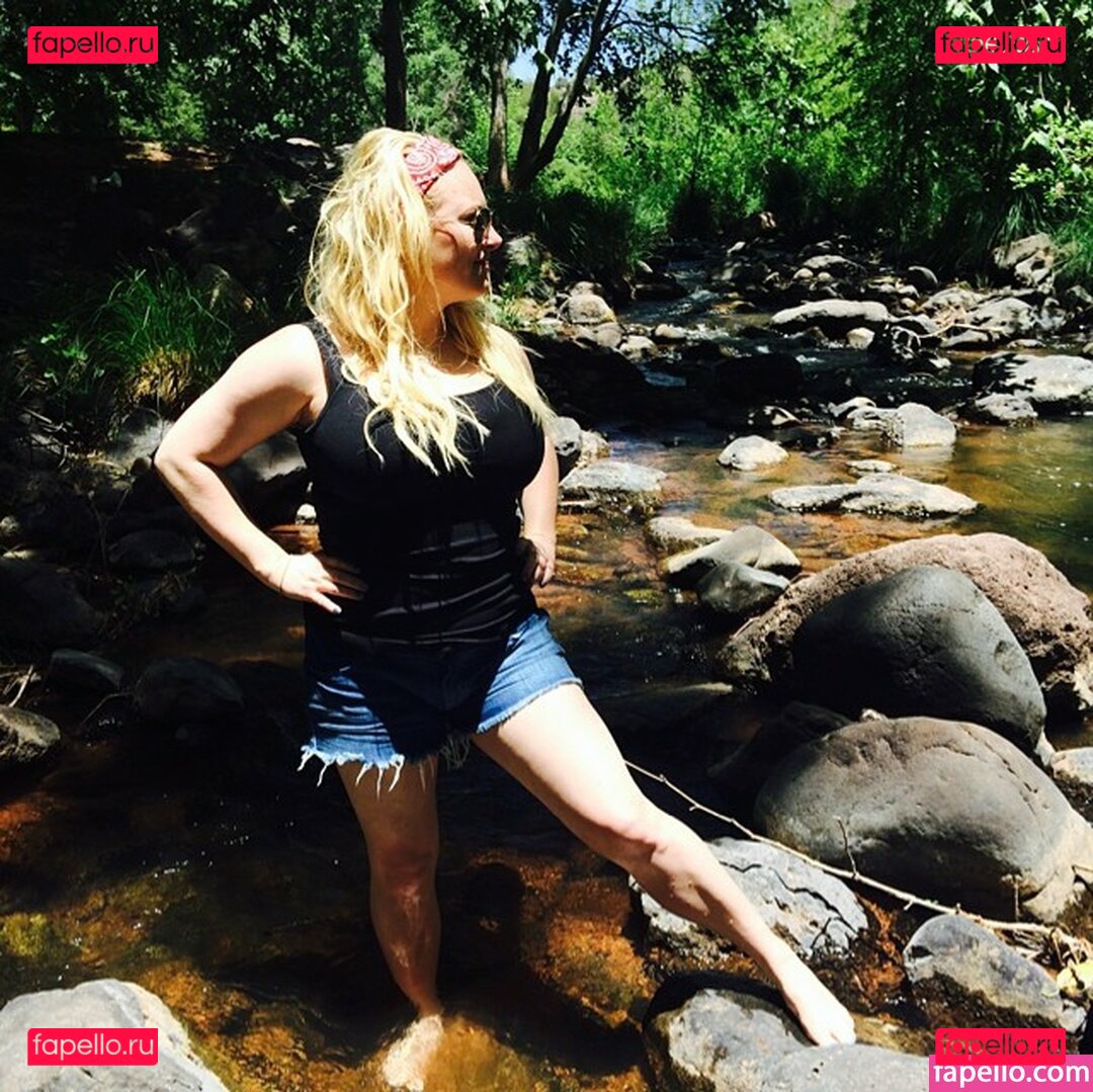 Meghan McCain Nude Onlyfans Photo 26