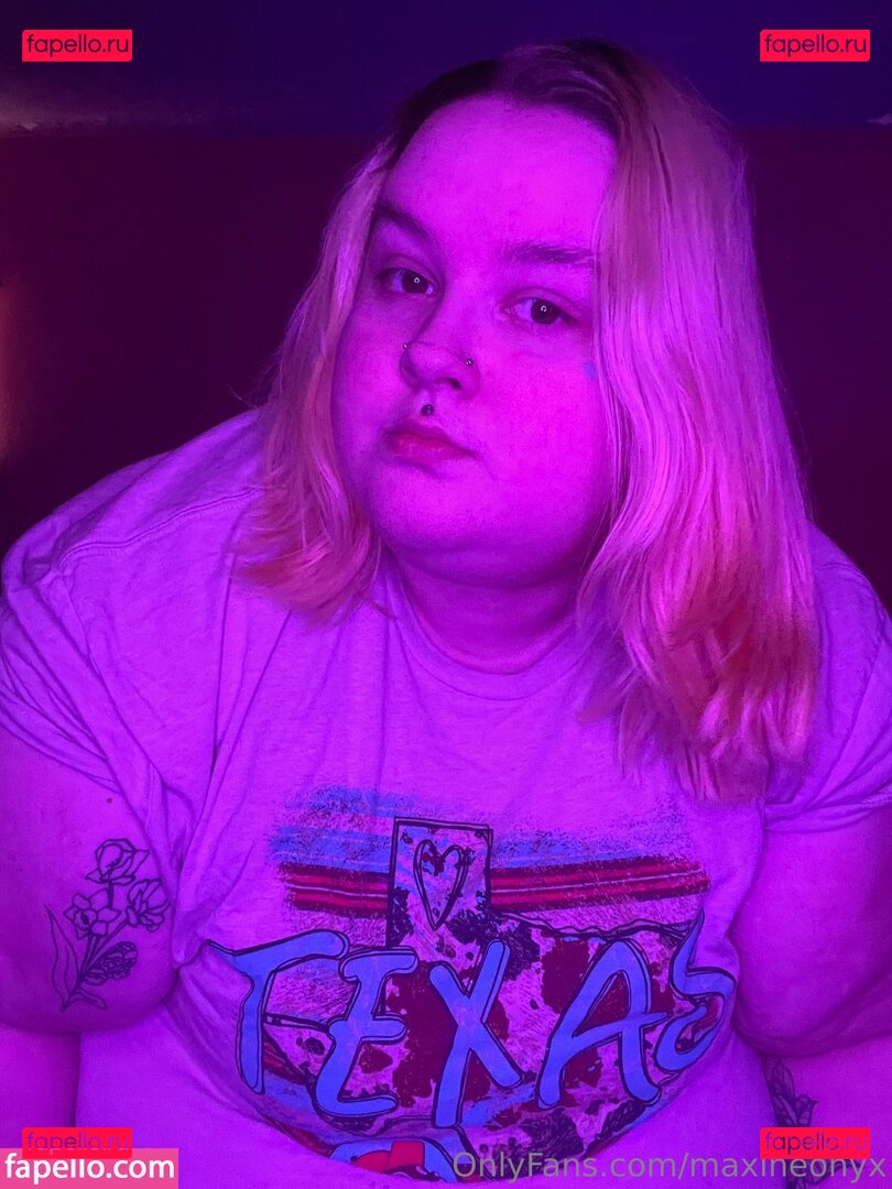 maxine_onyx Nude Onlyfans Photo 50