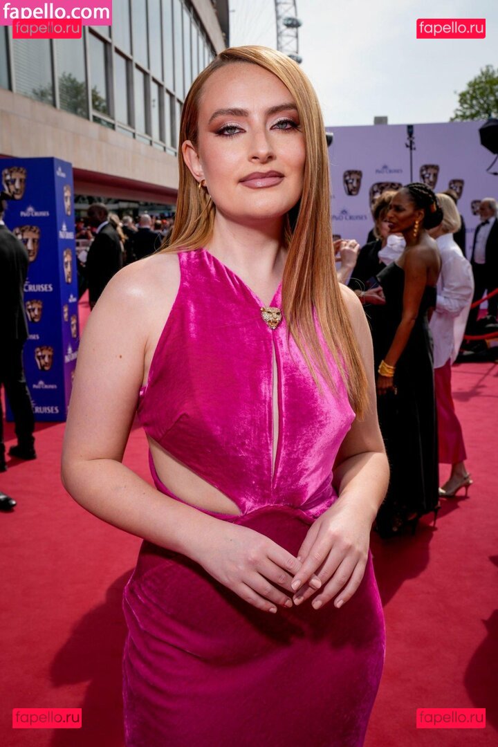 Amelia Dimoldenberg / ameliadimz Onlyfans Photo Gallery 