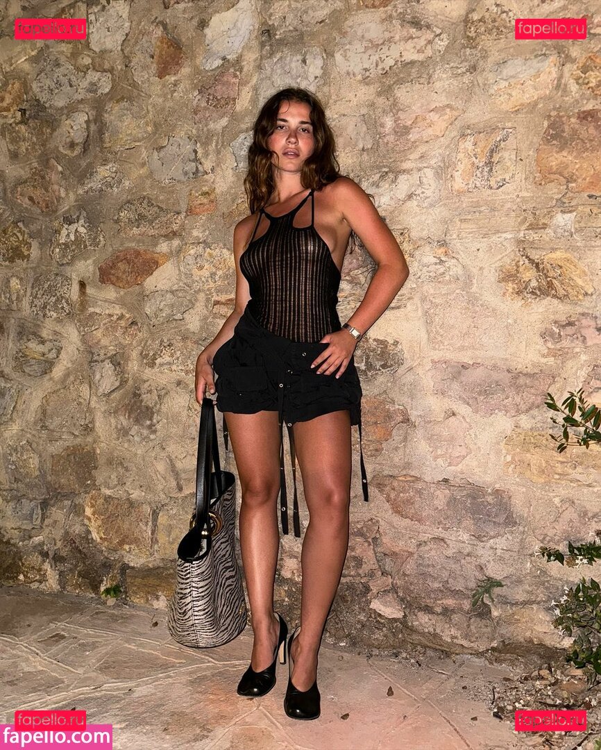 Camelia Bourbon Nude Onlyfans Photo 34