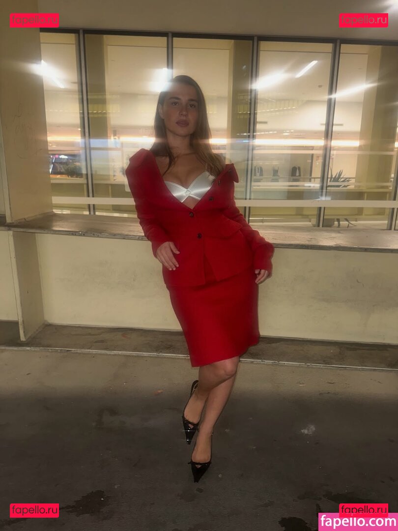 Camelia Bourbon Nude Onlyfans Photo 30