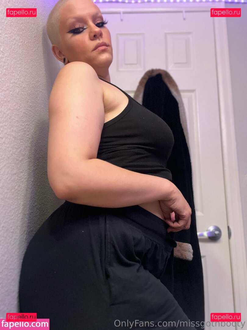 Missgothbooty Nude Onlyfans Photo 32