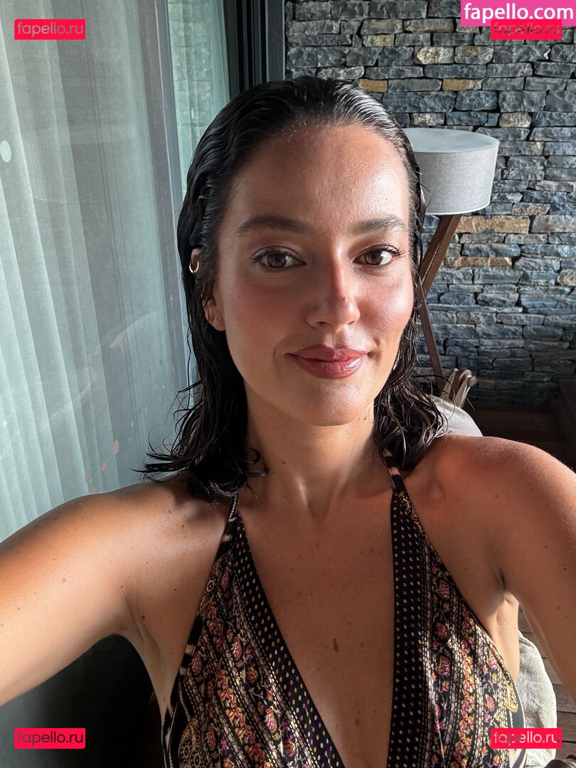 Pelin Akil Nude Onlyfans Photo 31