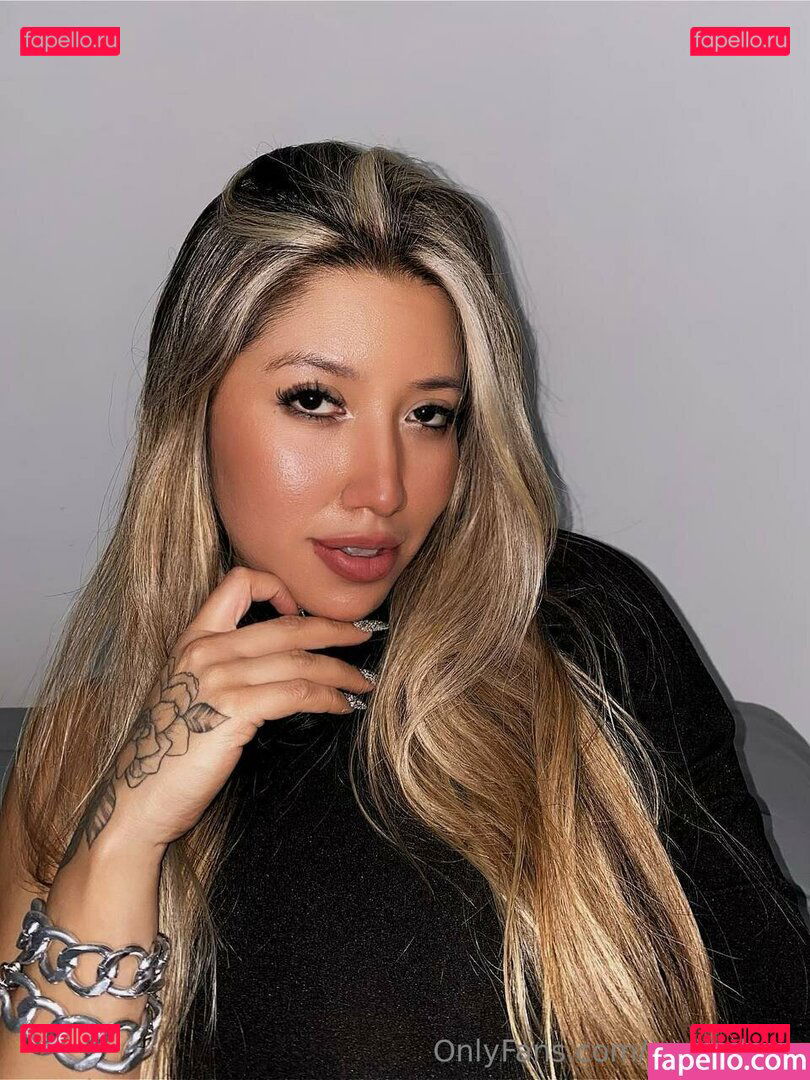 meinelson / princessmei Onlyfans Photo Gallery 