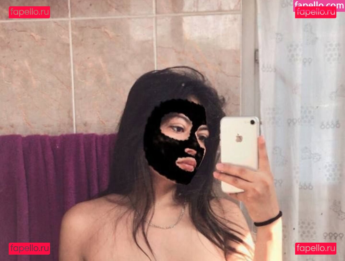 Paola Bustamante / bebaguzman06 / https: / paobg01 Onlyfans Photo Gallery 