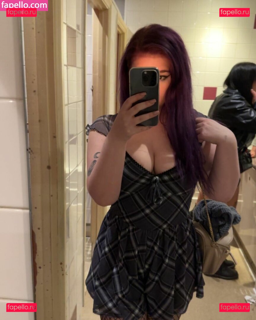 Astrid Rose Nude Onlyfans Photo 17