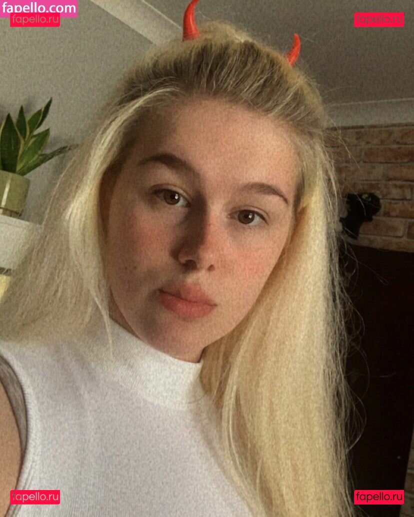 Astrid Rose Nude Onlyfans Photo 12