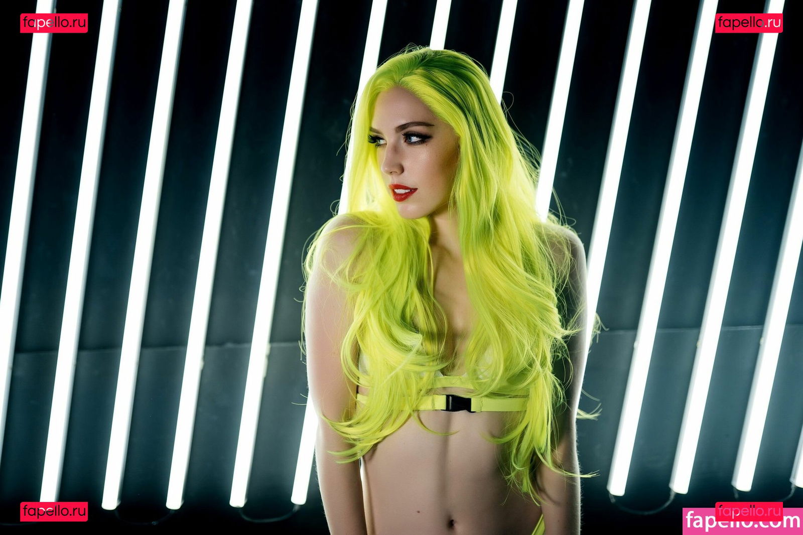 Tali Xoxo / Talixoxo / supertaunt / talimae Onlyfans Photo Gallery 