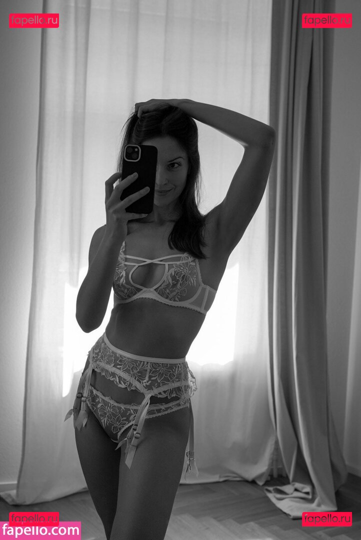 / Anna Mare Nude Onlyfans Photo 36