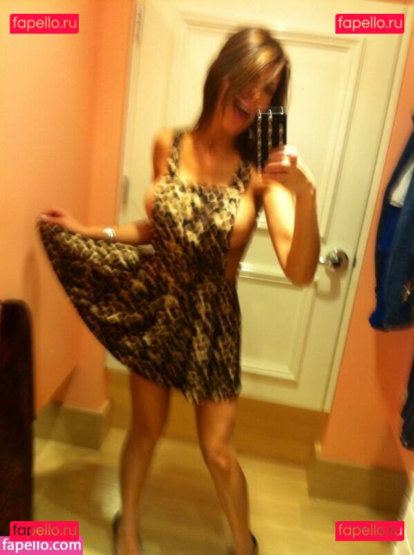 Yasmine Lafitte / Yasmineofficiel / yasminelaffite / yasminelafitteofficial Onlyfans Photo Gallery 