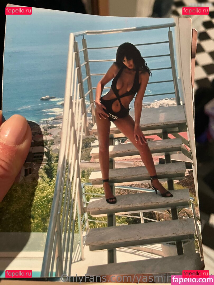 Yasmine Lafitte / Yasmineofficiel / yasminelaffite / yasminelafitteofficial Onlyfans Photo Gallery 