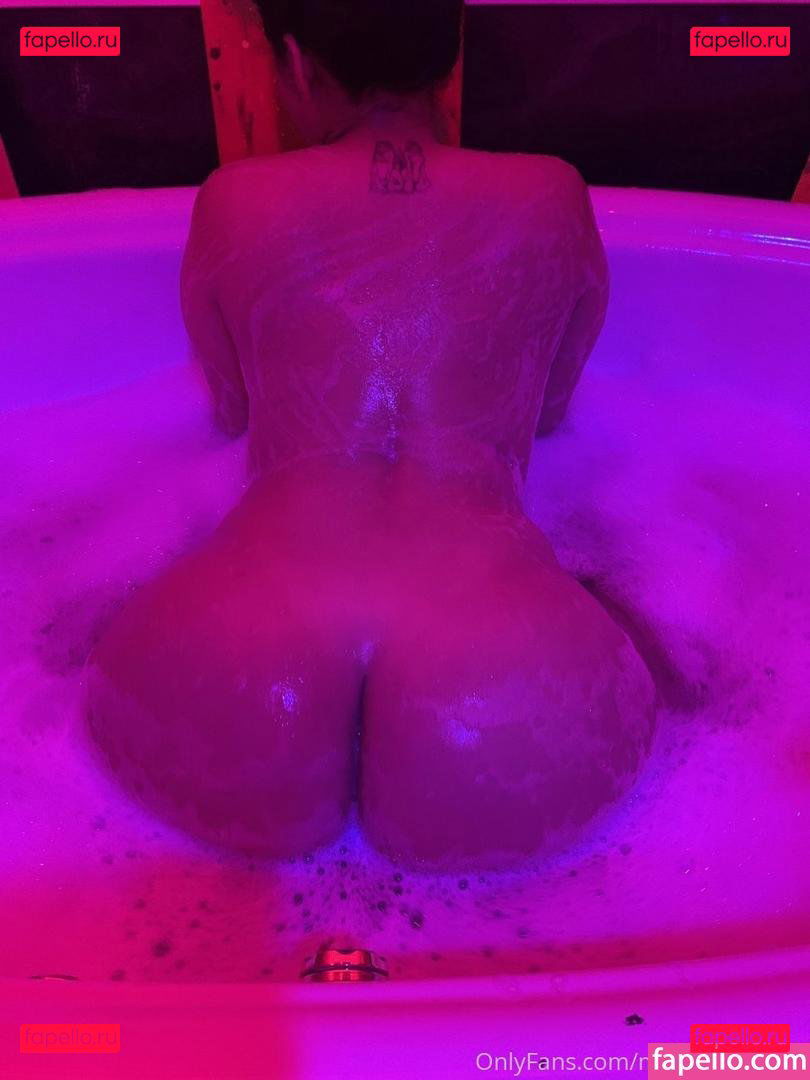 Mulan Vuitton / MulanVuitton / mulan.tv__ / mulanvuittontv Onlyfans Photo Gallery 