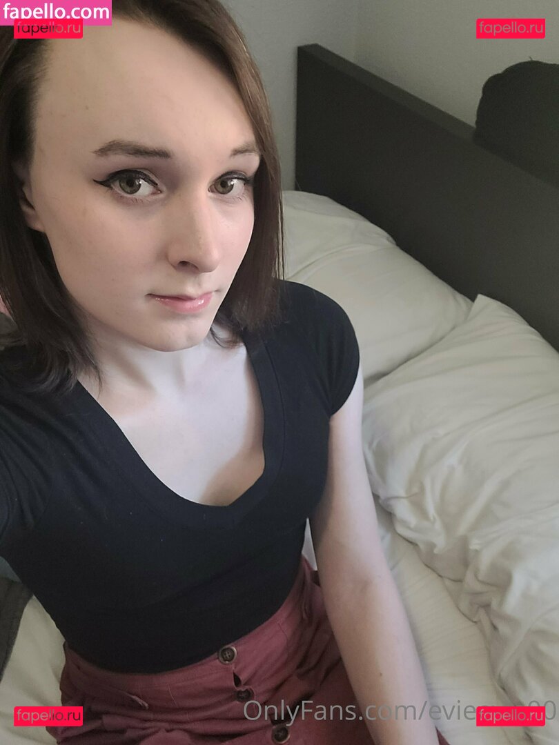 Evie Andrews Nude Onlyfans Photo 30