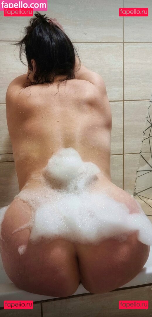 Aneta Buena Nude Onlyfans Photo 31