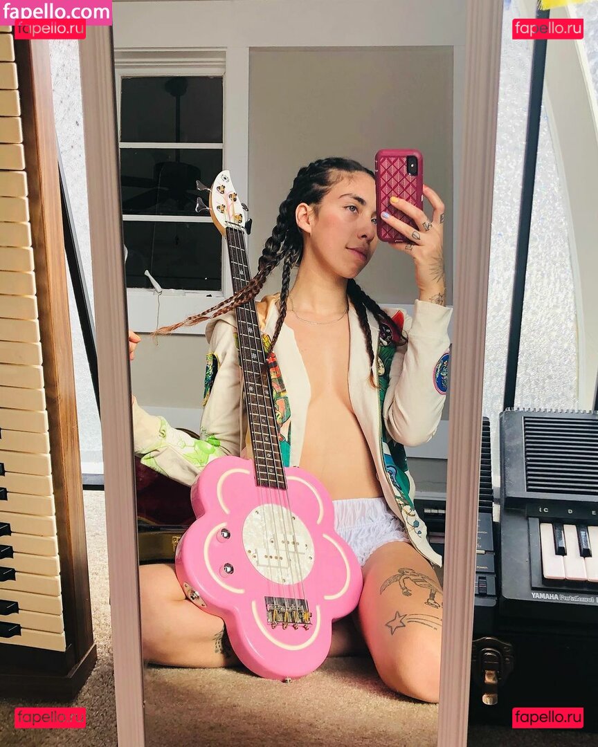 Indigo De Souza Nude Onlyfans Photo 20
