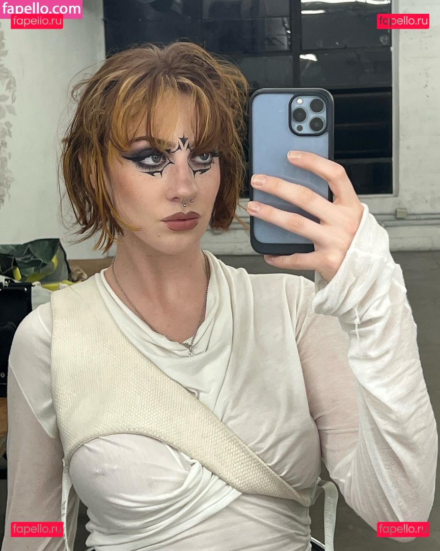 Illumitati / Tati Bruening / illumitatiana / taticabral13 Onlyfans Photo Gallery 