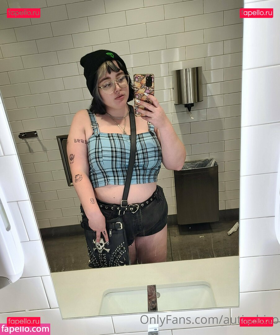 autischizo / okayschizo Onlyfans Photo Gallery 