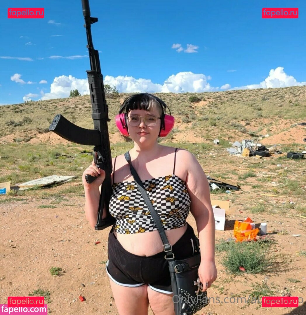 autischizo / okayschizo Onlyfans Photo Gallery 