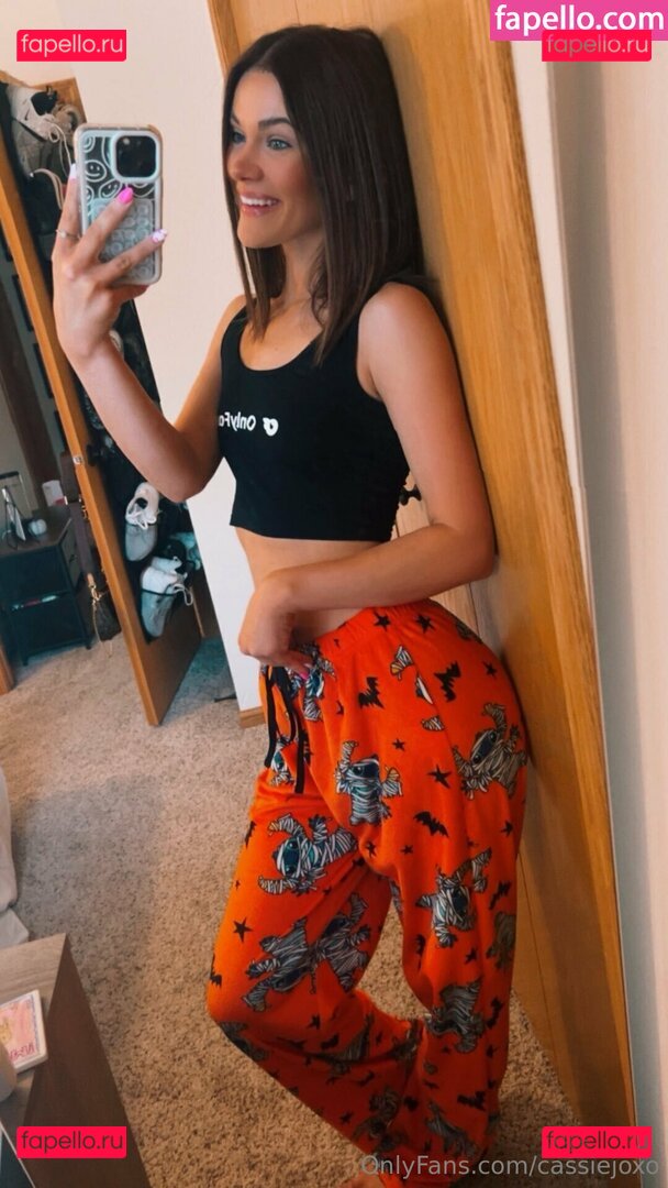cassiejoxo Onlyfans Photo Gallery 