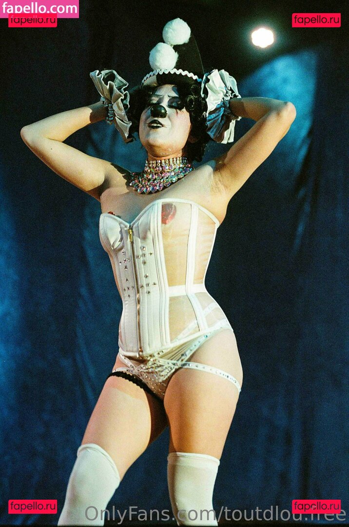 tout.dlou / toutdlou.free Onlyfans Photo Gallery 