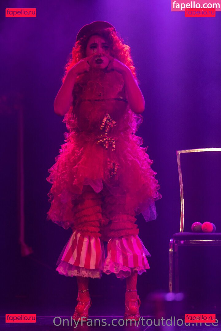 tout.dlou / toutdlou.free Onlyfans Photo Gallery 