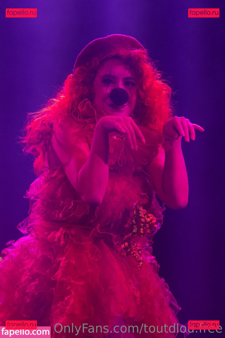 tout.dlou / toutdlou.free Onlyfans Photo Gallery 