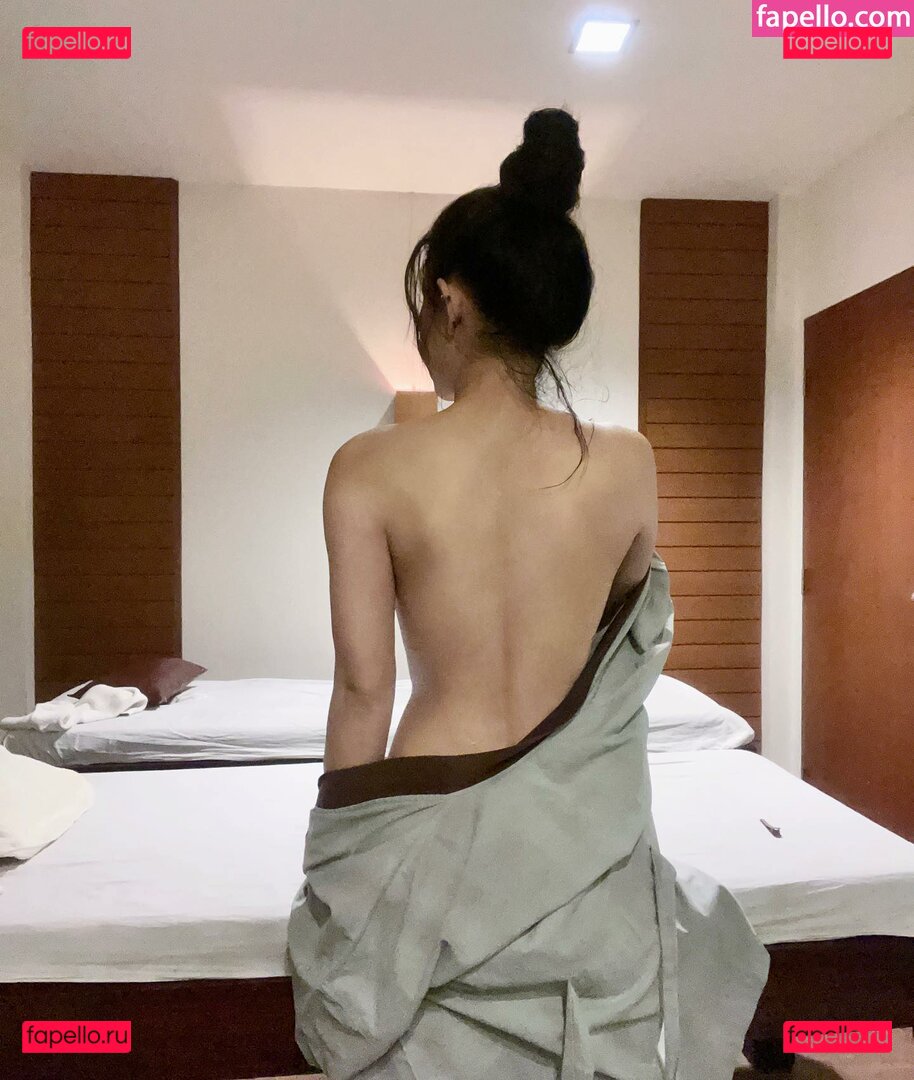 Mika / Niparat Konyai / mikahoney / mikanaka9999 / mikapok99 Onlyfans Photo Gallery 