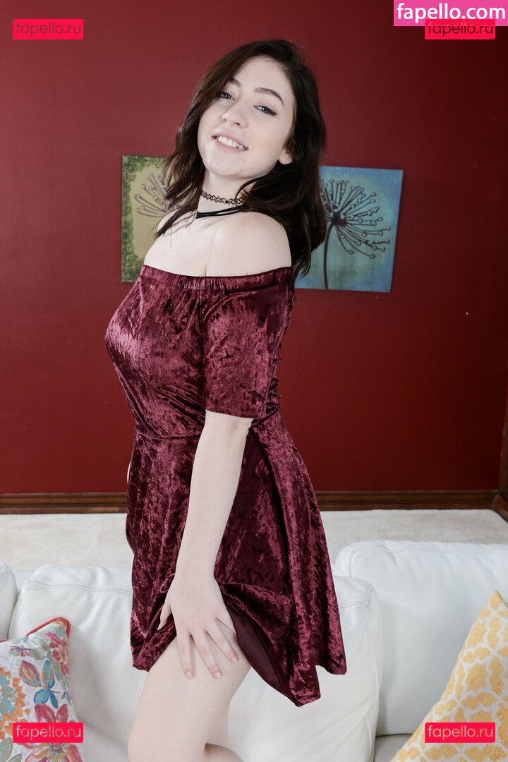 Amilia Onyx / amilia_onyx / amiliaonyx / amiliaonyxx Onlyfans Photo Gallery 