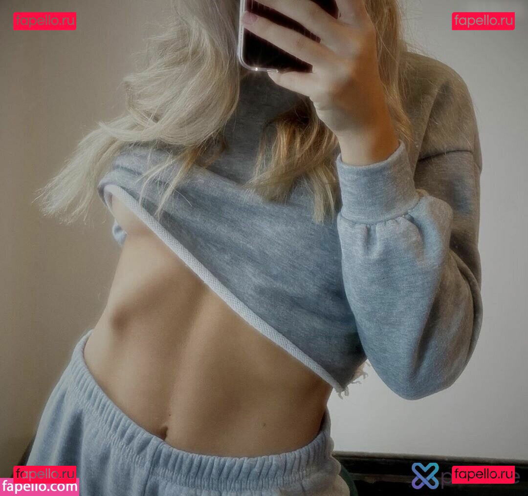 Hannah Lutz / hanna.lux / hannah.lutz / nothannahlutz Onlyfans Photo Gallery 