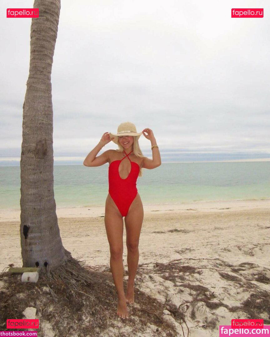 Hannah Lutz / hanna.lux / hannah.lutz / nothannahlutz Onlyfans Photo Gallery 