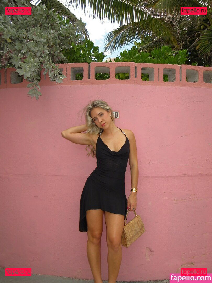 Hannah Lutz / hanna.lux / hannah.lutz / nothannahlutz Onlyfans Photo Gallery 