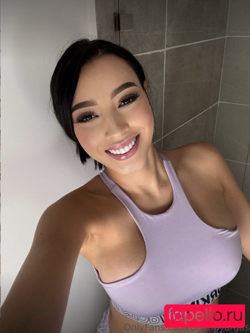 arianavargas Nude Onlyfans Photo 33