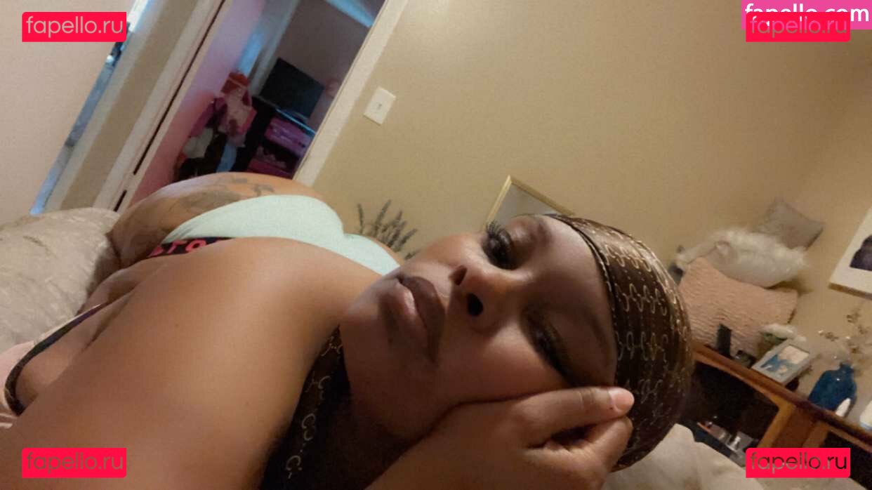 LvMilli / lv_milli_ Onlyfans Photo Gallery 