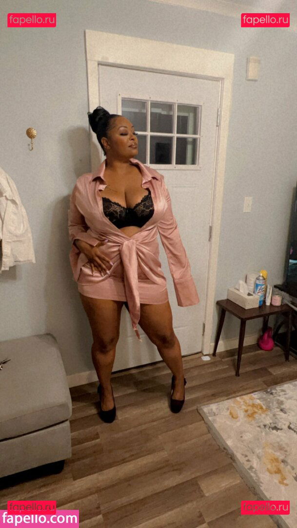 LvMilli / lv_milli_ Onlyfans Photo Gallery 