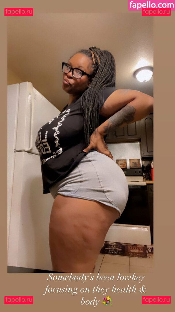 LvMilli / lv_milli_ Onlyfans Photo Gallery 