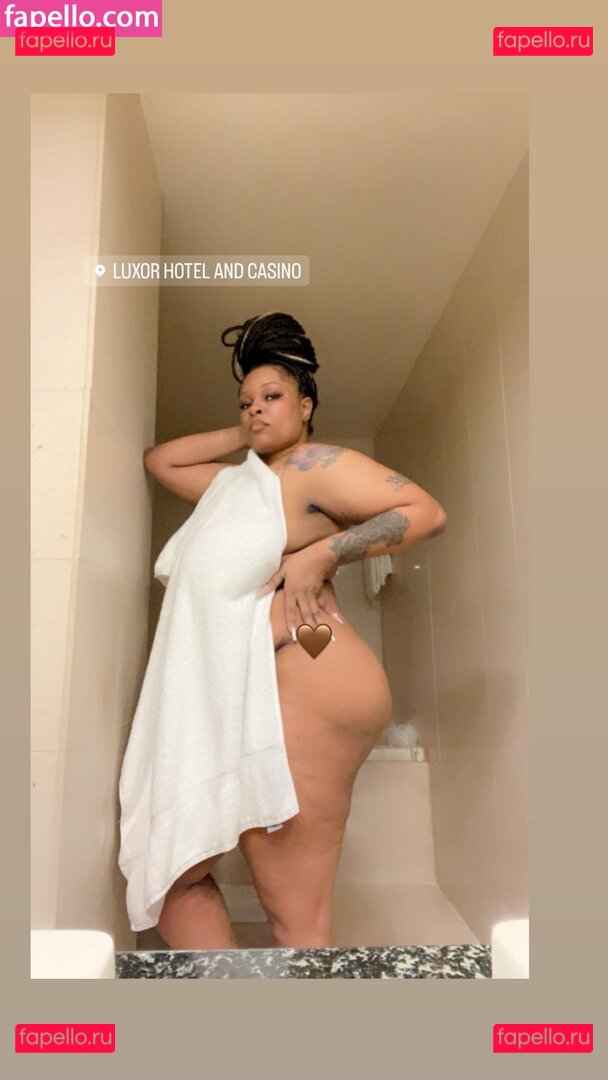 LvMilli / lv_milli_ Onlyfans Photo Gallery 