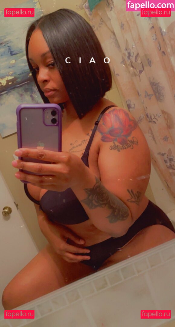 LvMilli / lv_milli_ Onlyfans Photo Gallery 