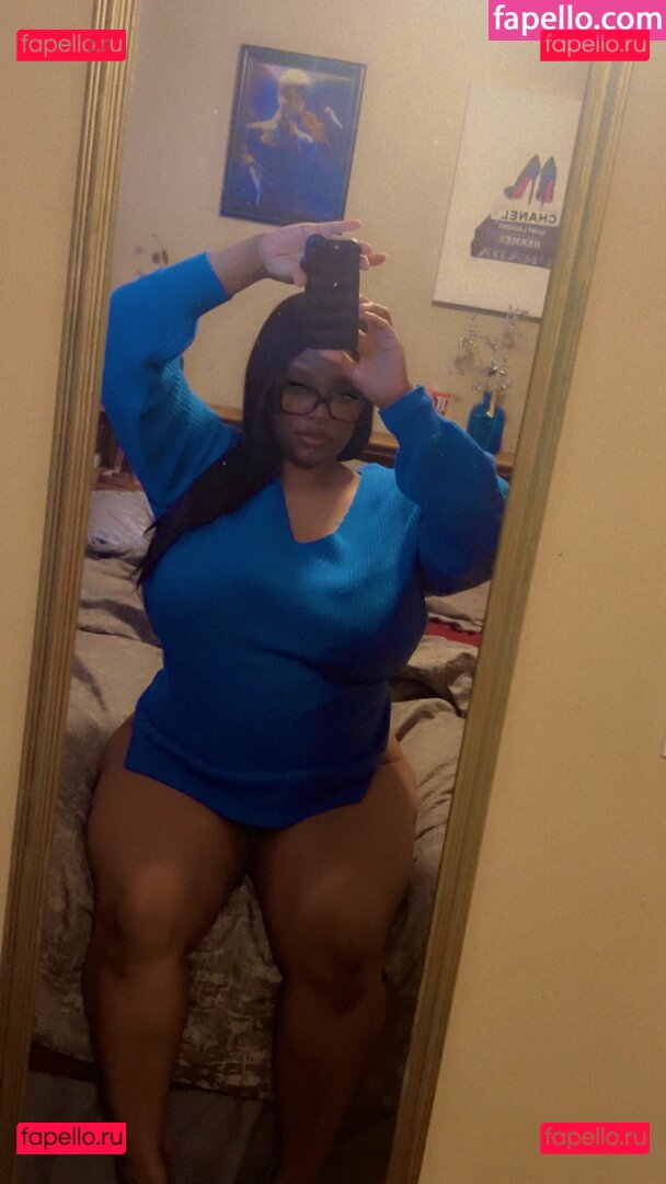 LvMilli / lv_milli_ Onlyfans Photo Gallery 