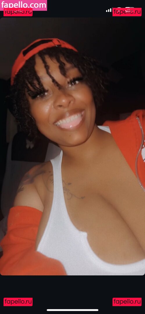 LvMilli / lv_milli_ Onlyfans Photo Gallery 